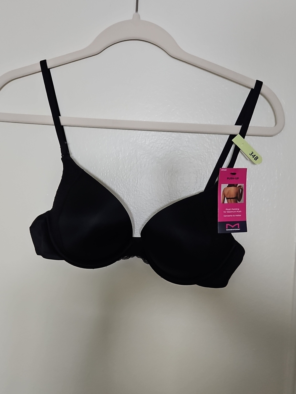 Maidenform Black Push-Up Bra with Smooth Molded Cups